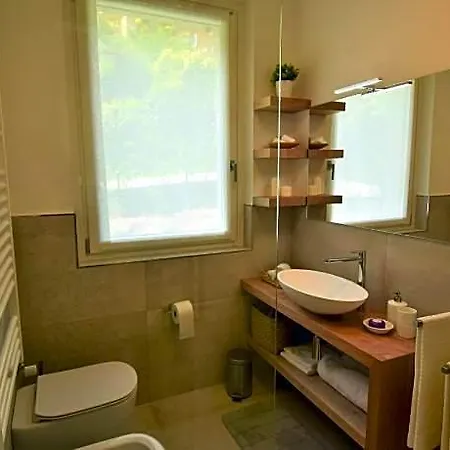 Hotel Bellagio Wild Flowers Master Limonta